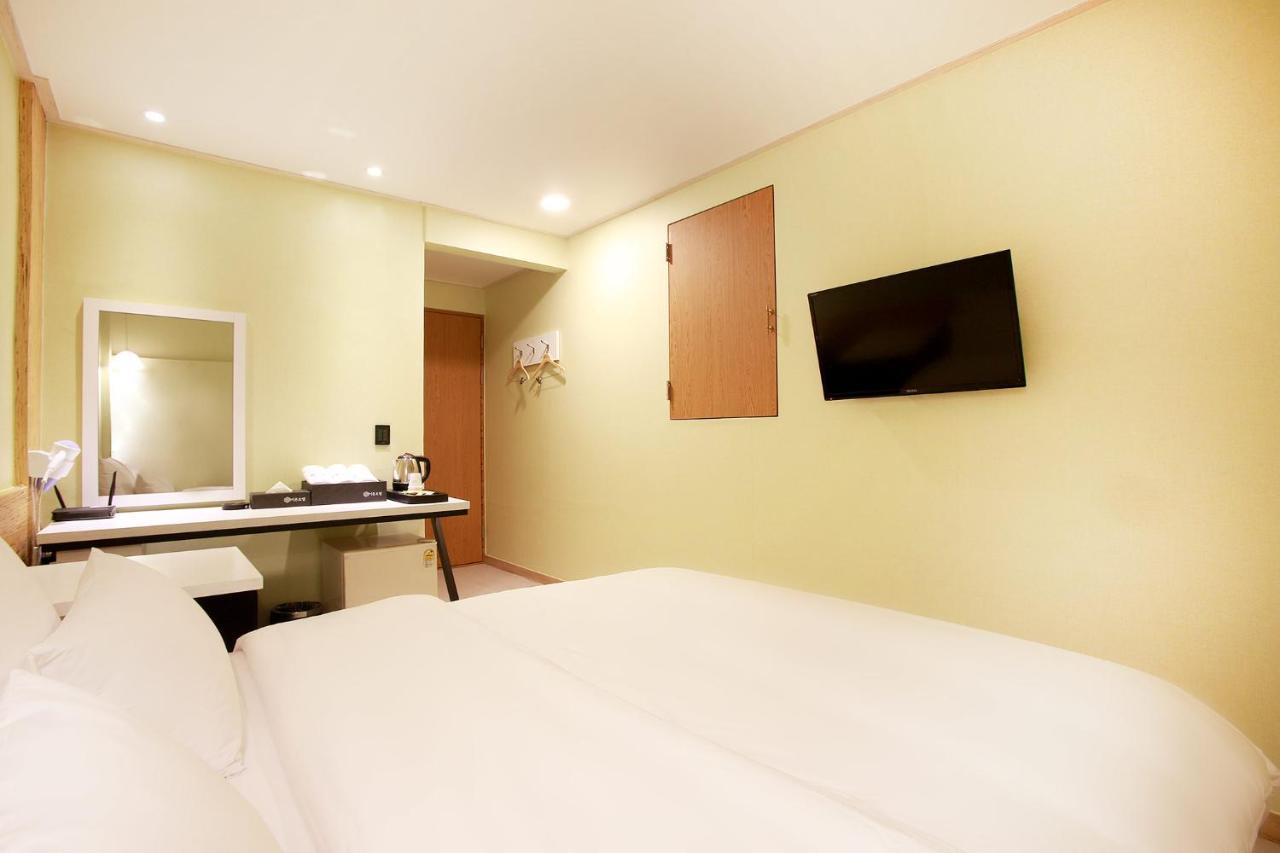 تشنتشون Eton Hotel المظهر الخارجي الصورة