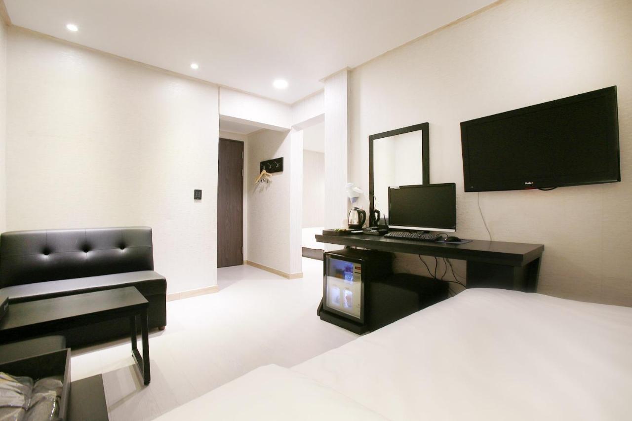 تشنتشون Eton Hotel المظهر الخارجي الصورة