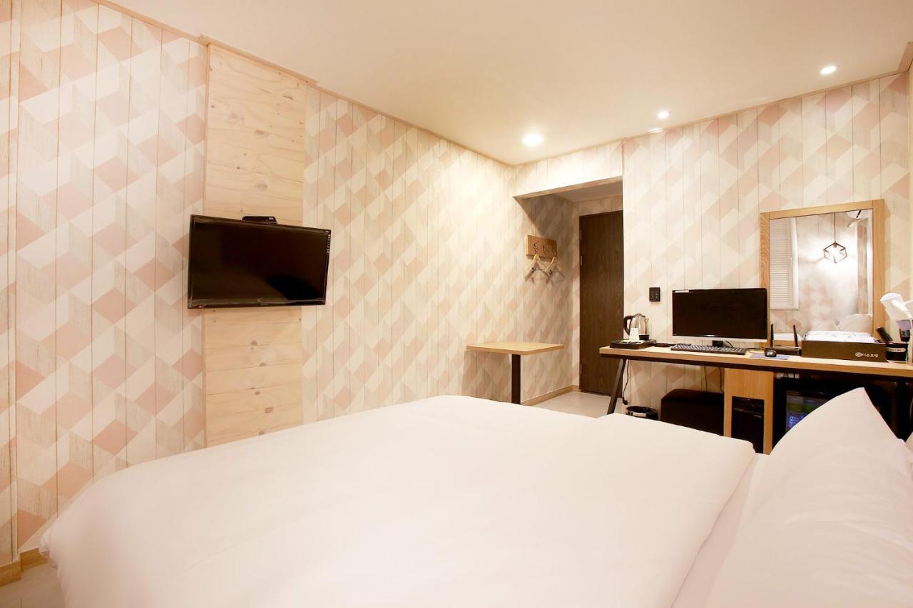 تشنتشون Eton Hotel المظهر الخارجي الصورة